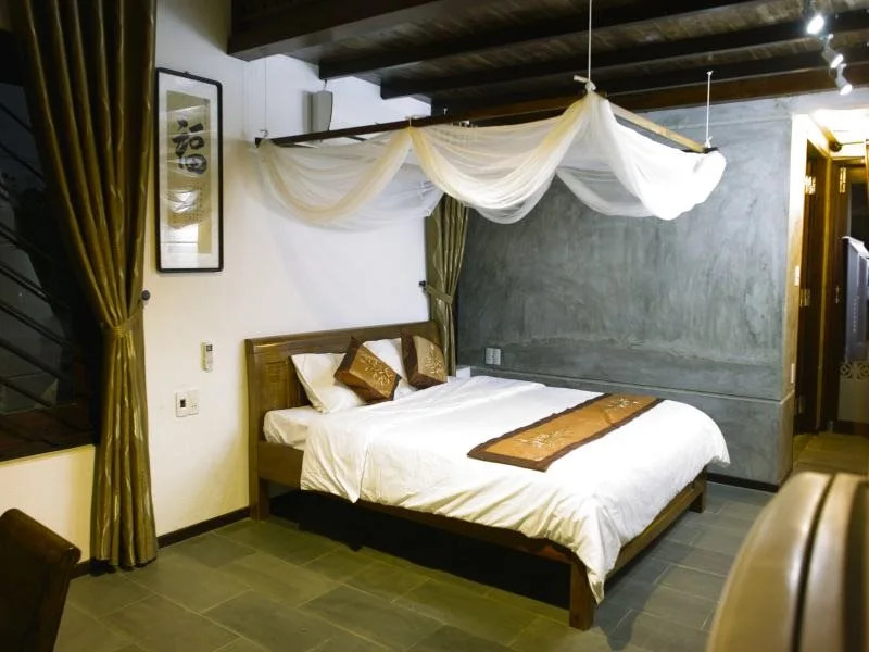 Calligraphy Homestay
