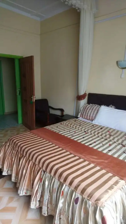 Dreamland Hotel