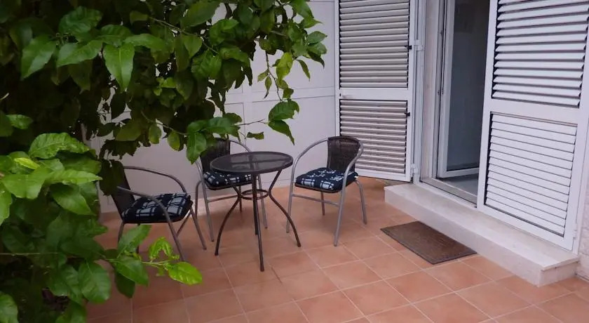 Apartments Kaštel Novi