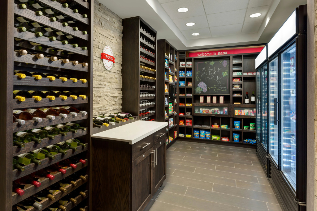 Hampton Inn & Suites - Napa, CA