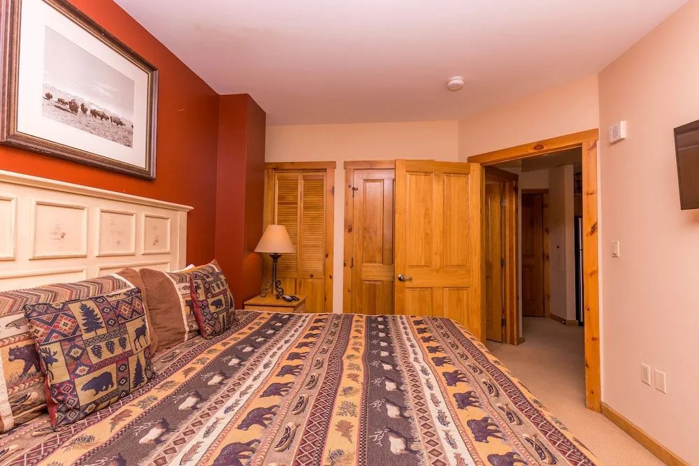 Buffalo Lodge #8326 - 1 Br Condo