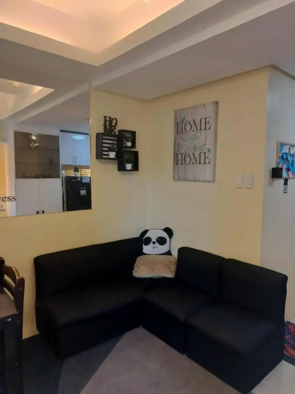 Spacious 1-bedroom Condo in Quezon City With Private Pool