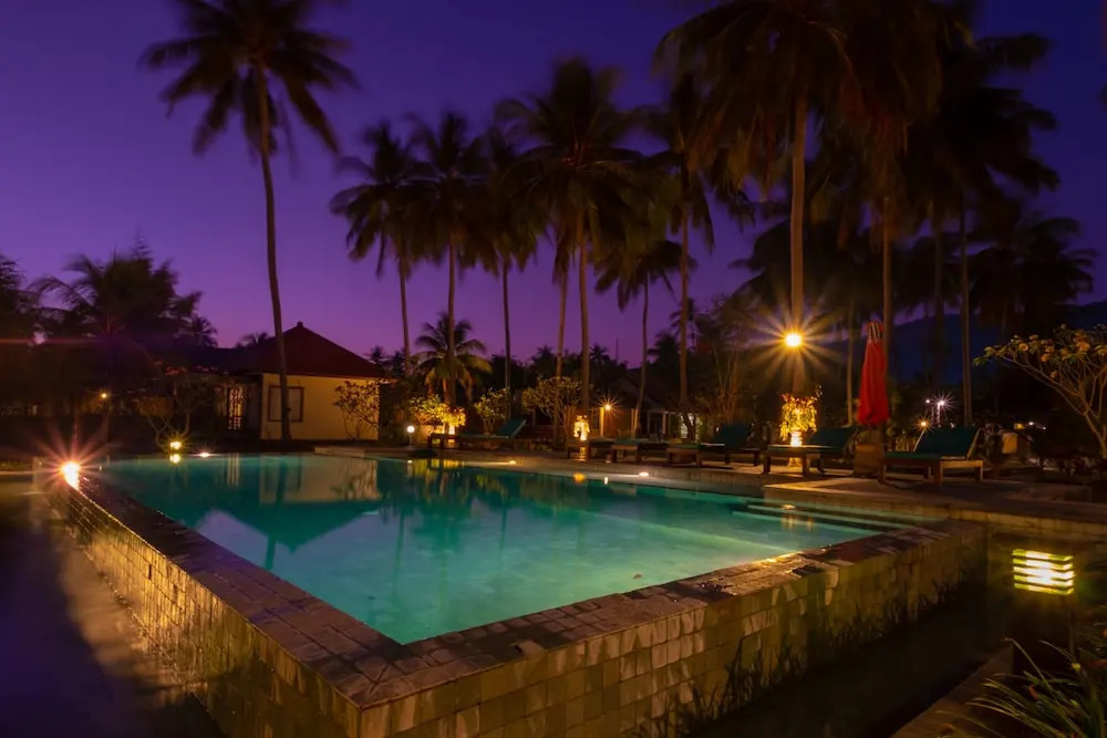 OYO 1508 Mascot Beach Hotel