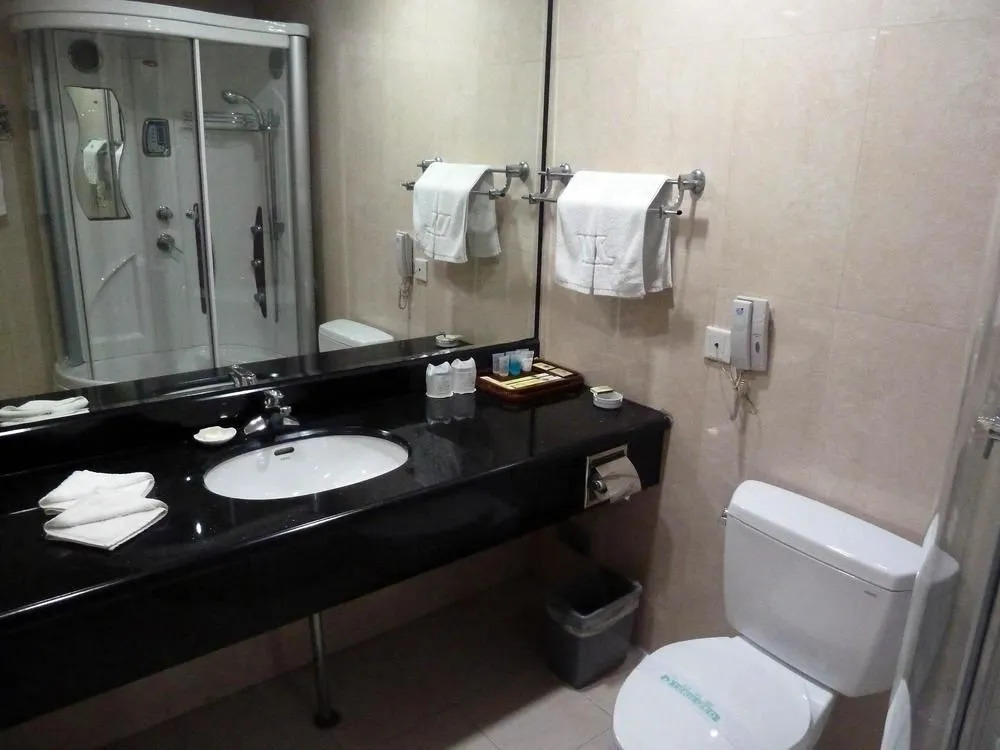 Liangyuan International Hotel - Suining