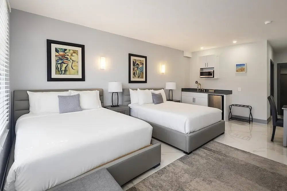 Bella Signature Suites