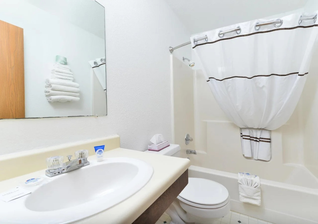 Americas Best Value Inn Kadoka