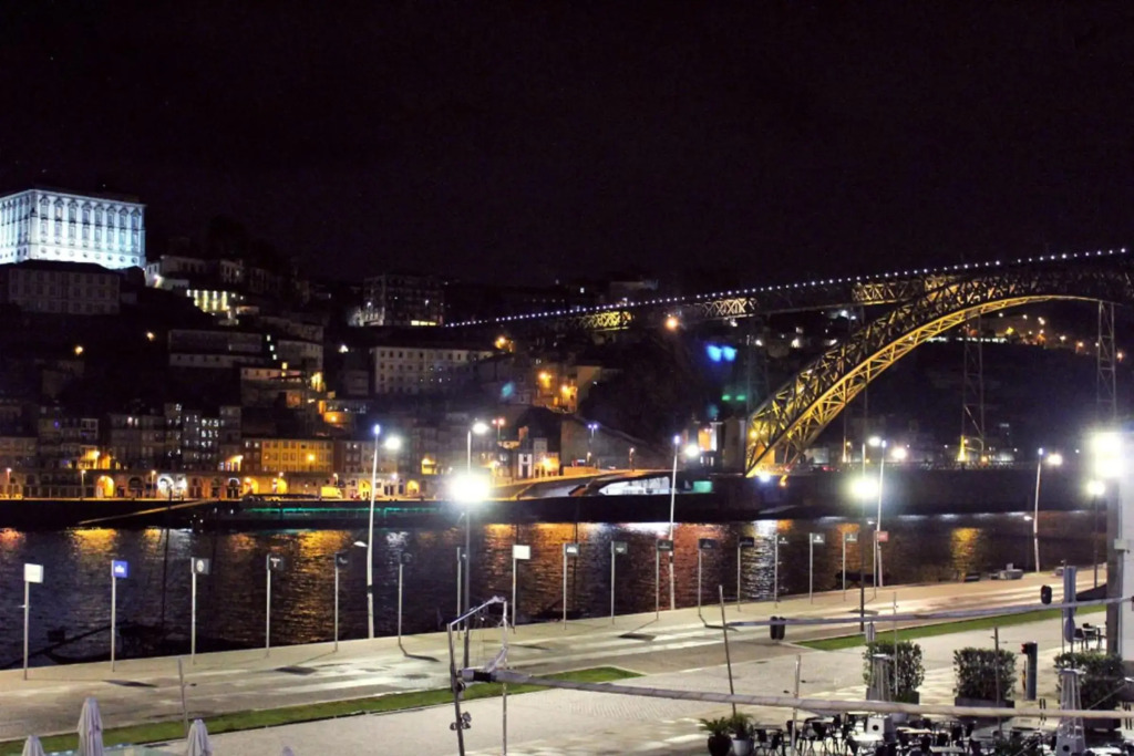 Porto By the River 1 - Gaia