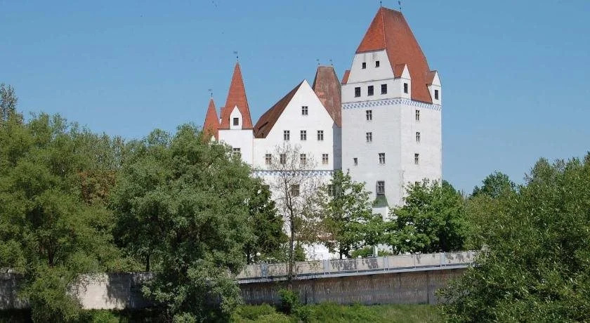 The Classic Oldtimer Hotel