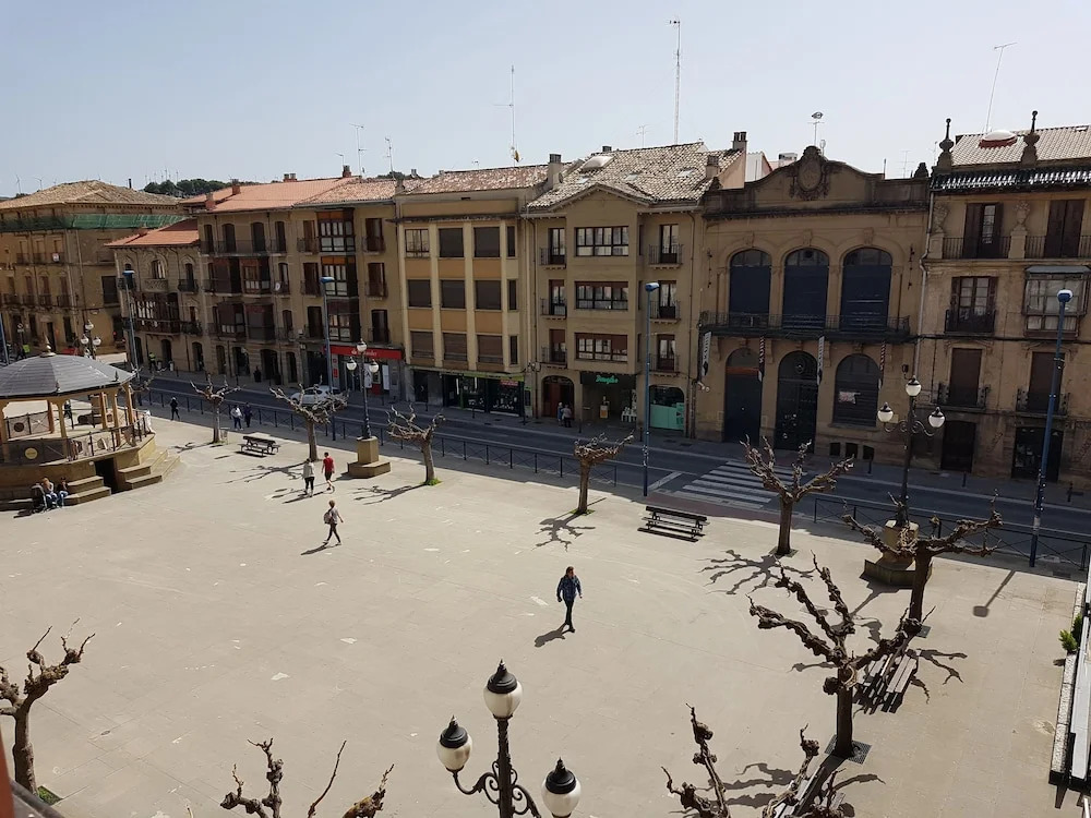 Hostal Arotza