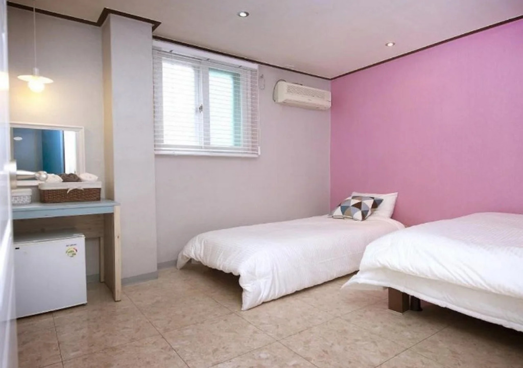 Shinchon Guesthouse