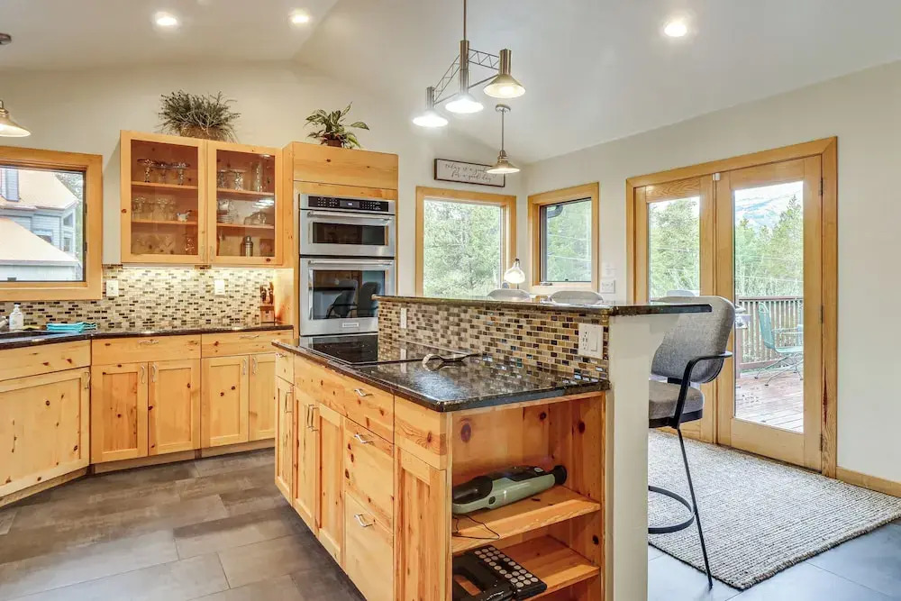 1 Mi to Ski: Breckenridge Home w/ View & Hot Tub