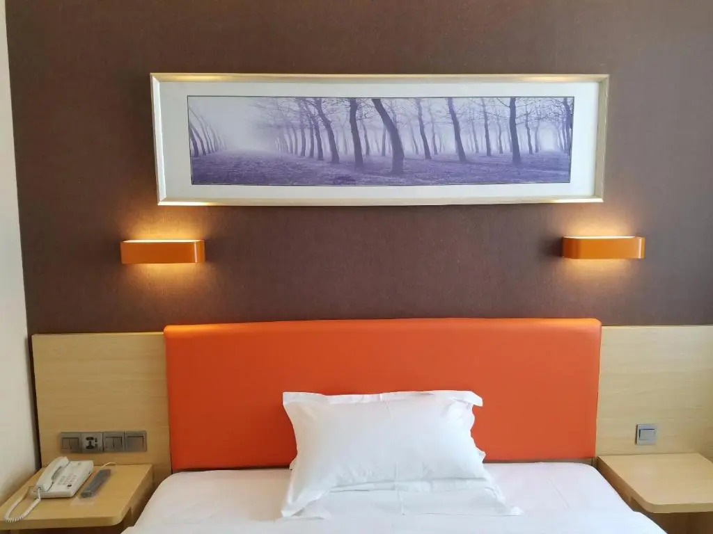 7Days Premium Yantai Penglai New Bus Station Branch