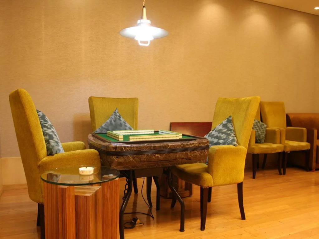 Hangzhou Linan Wonderland Hotel