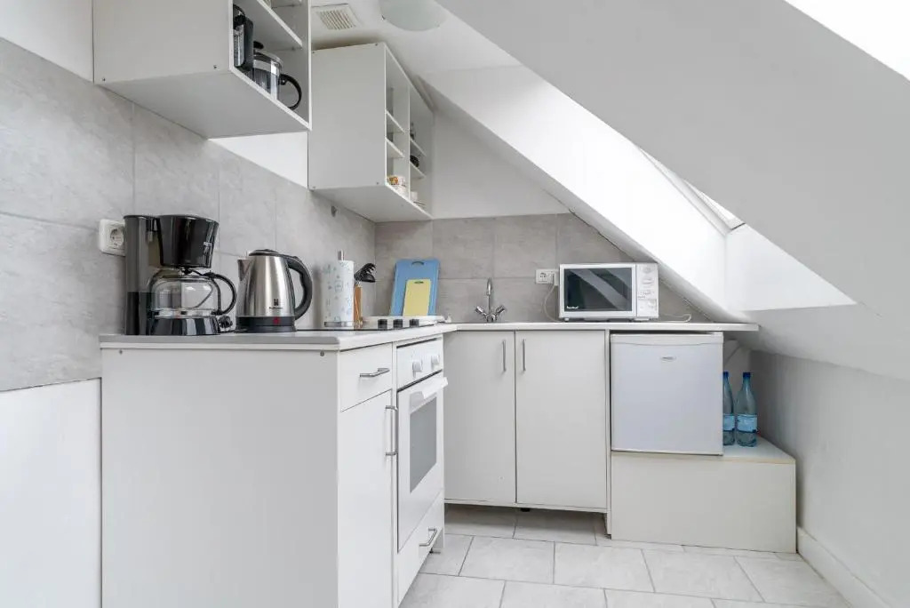 Id 6956 - Private Apartment