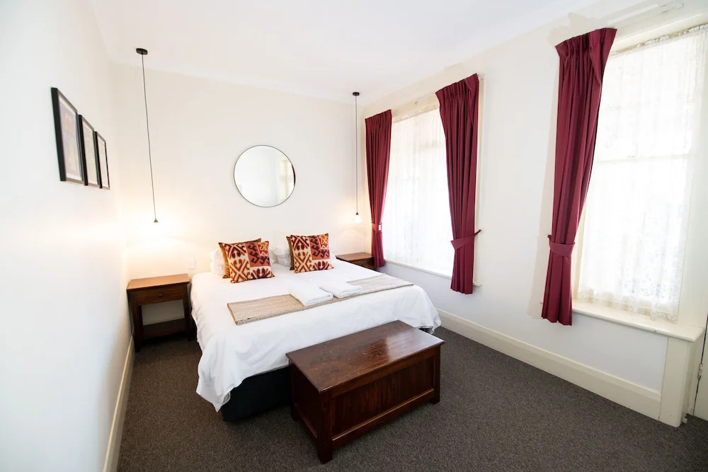 Bentleys Hotel