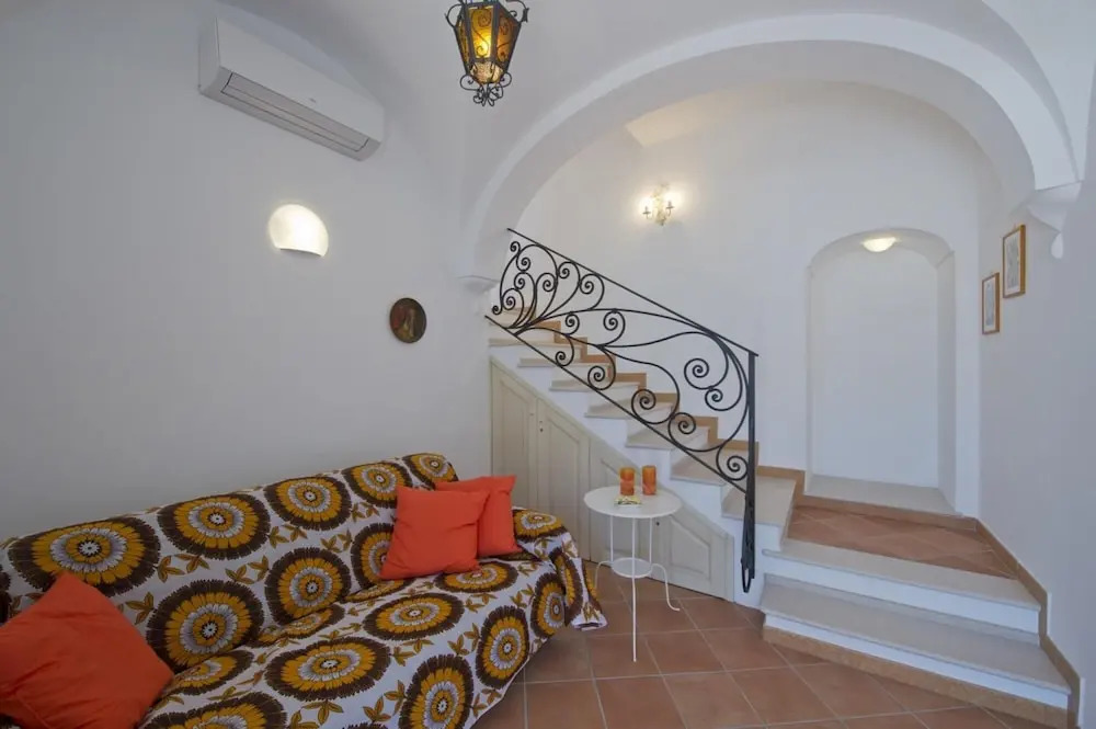 Casa Giorgia - Exclusive Panoramic Villa in the Heart of Praiano