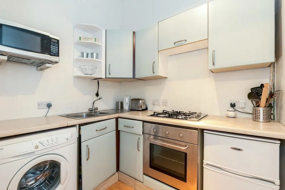 Edina Suites