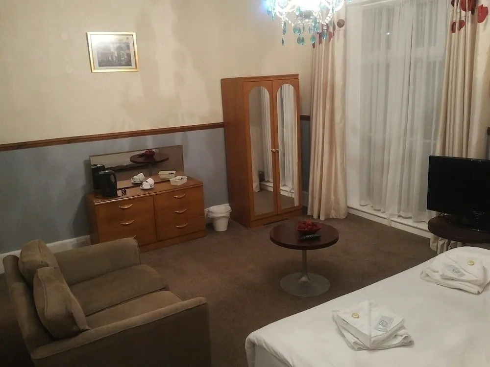 Ellangowan Hotel