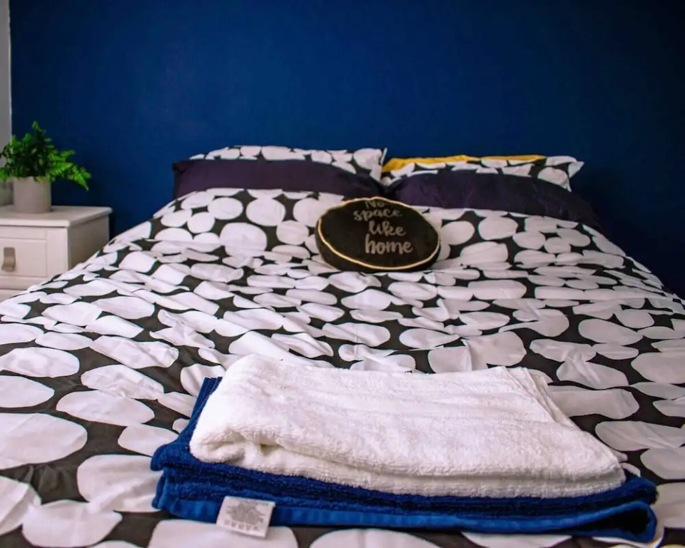Entire 1-bed Cozy Apartment in of Sheffield