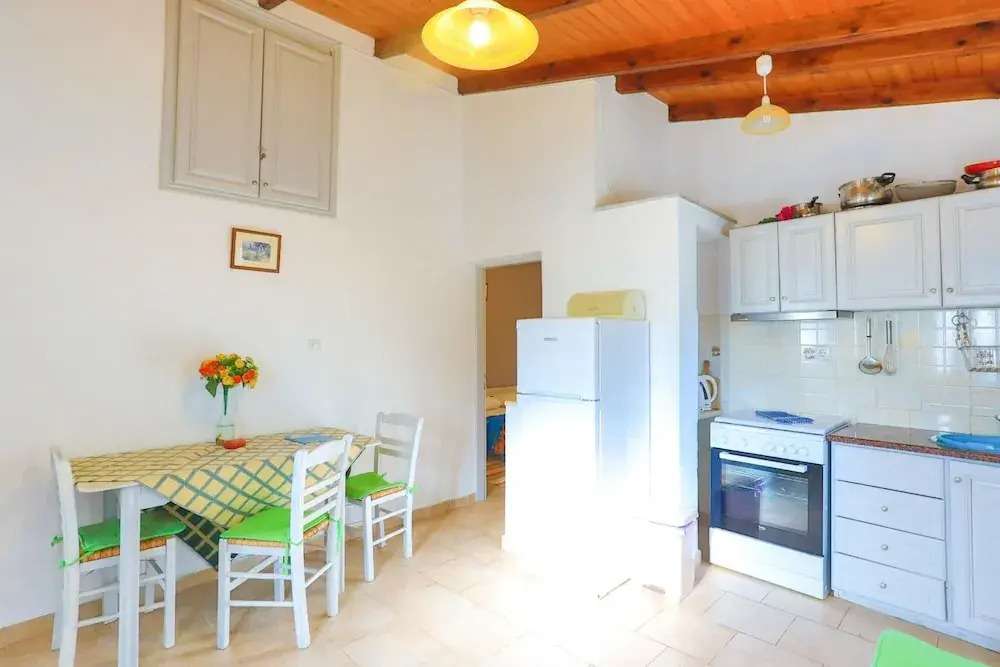 Villa Sevi in Loggos