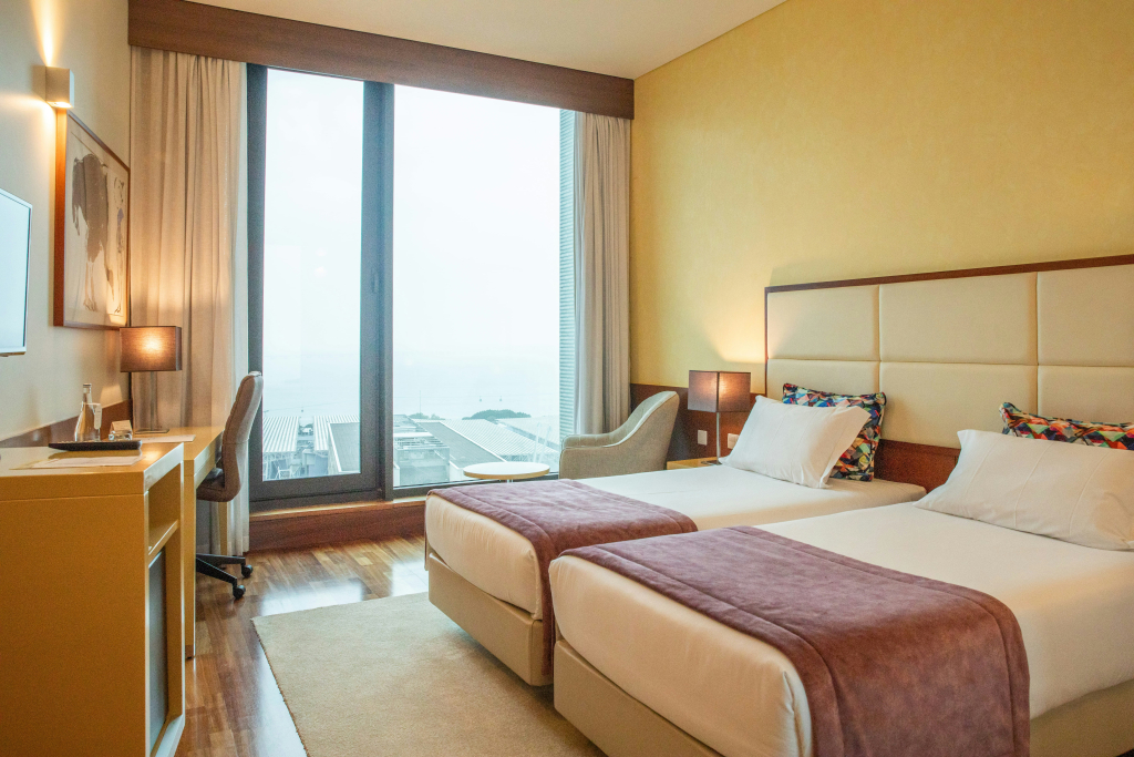 VIP Executive Arts Hotel