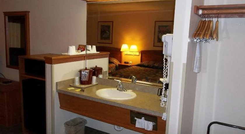 Omak Inn