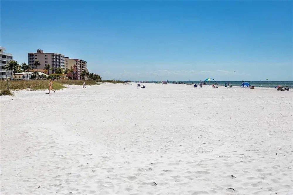 Beach Villas #203