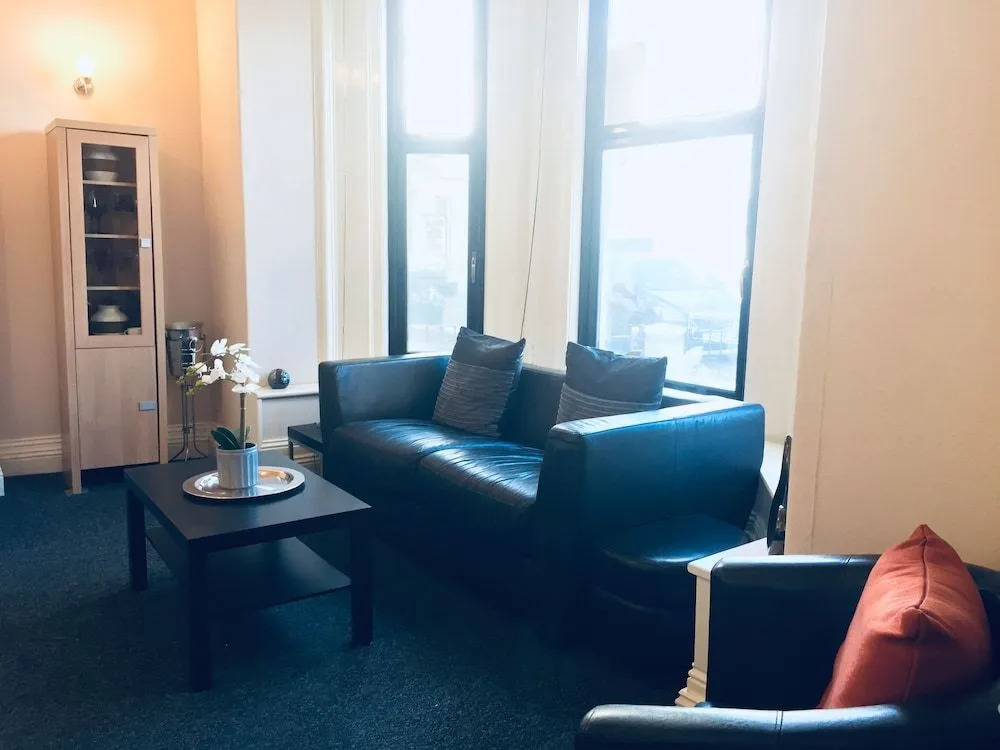 The Carltons Holiday Suites