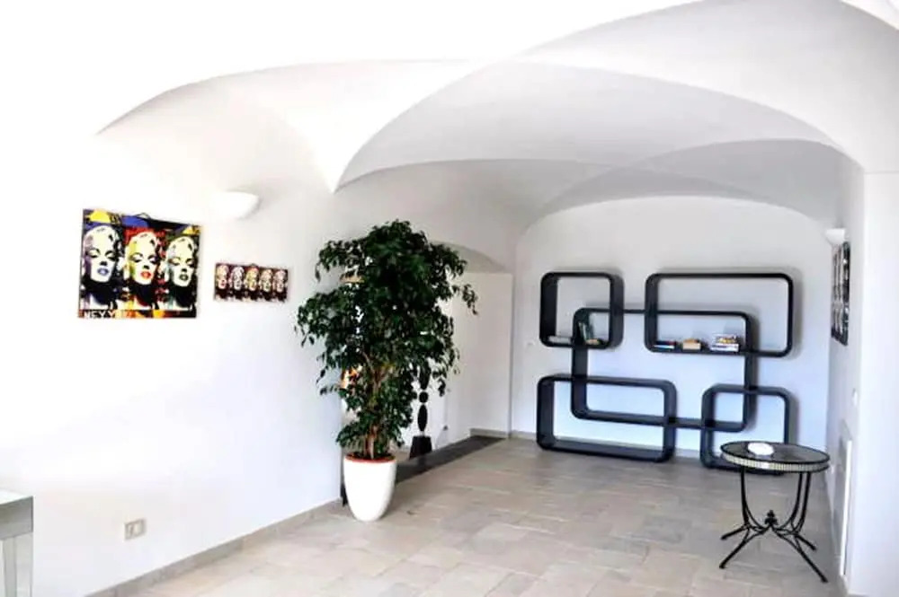 Villa Gold