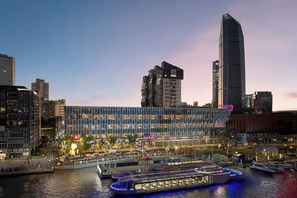 Moxy Ningbo Old Bund
