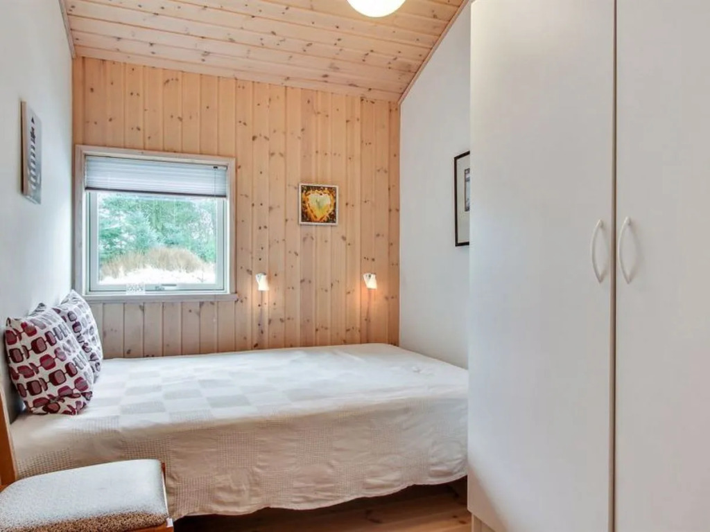 "Sylvia" - 2.3km from the sea in NW Jutland