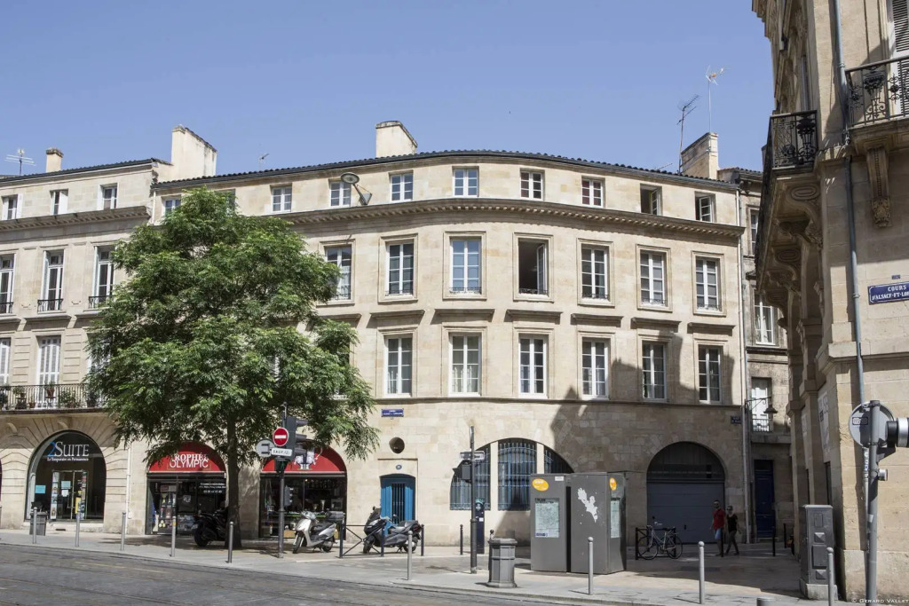 Place Du Palais 3