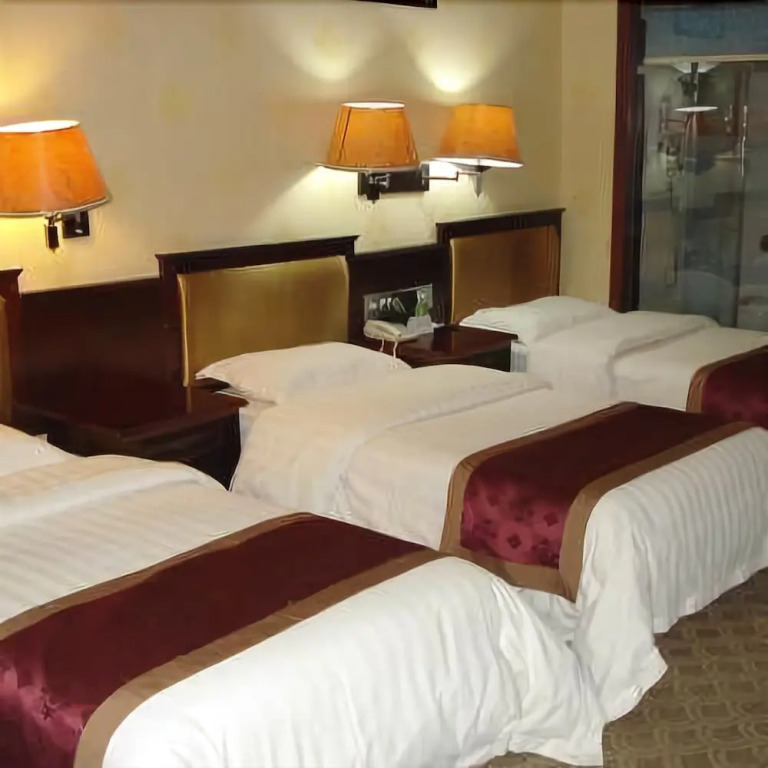 Golden Harbor Hotel