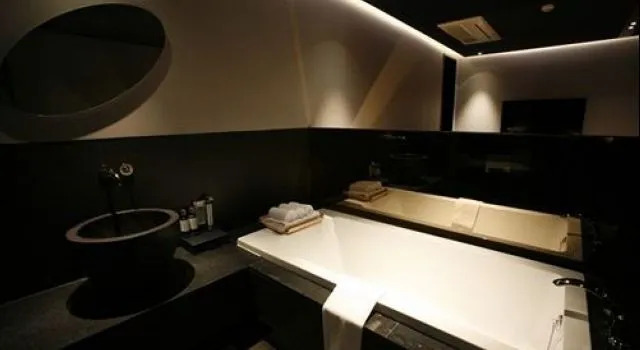 JS The Classic Hotel