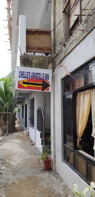 Chelle's Apartelle - Inn