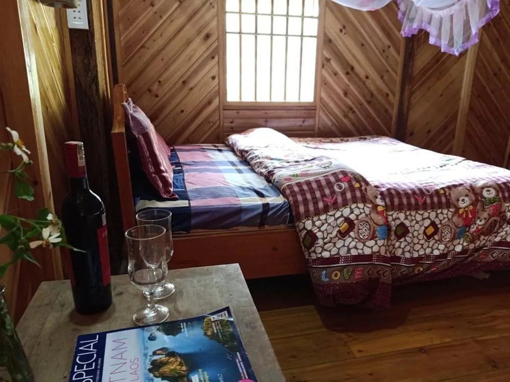 Lenh Family House