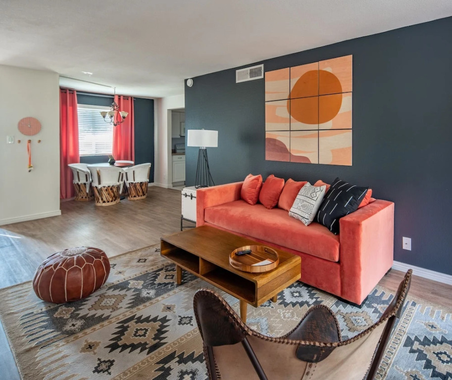 WanderJaunt Henley 1BR Scottsdale