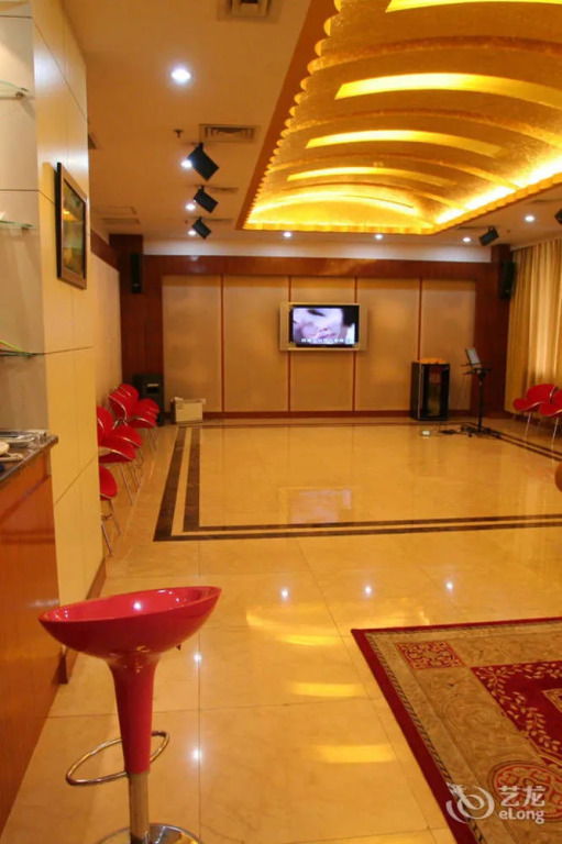 Shandong Yizheng Hotel