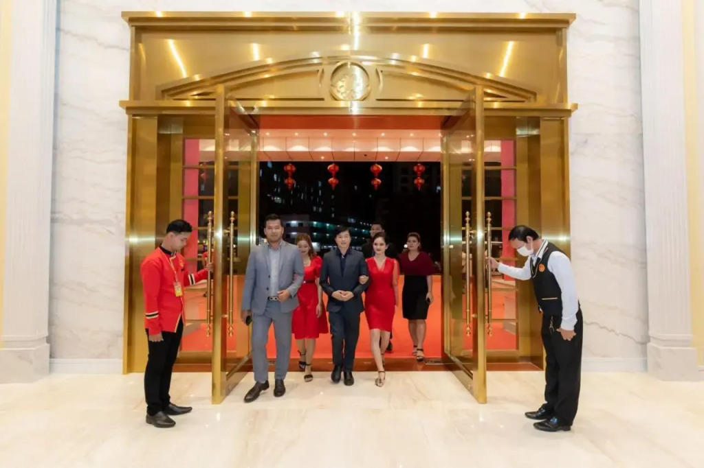 Titan King Casino and Resort