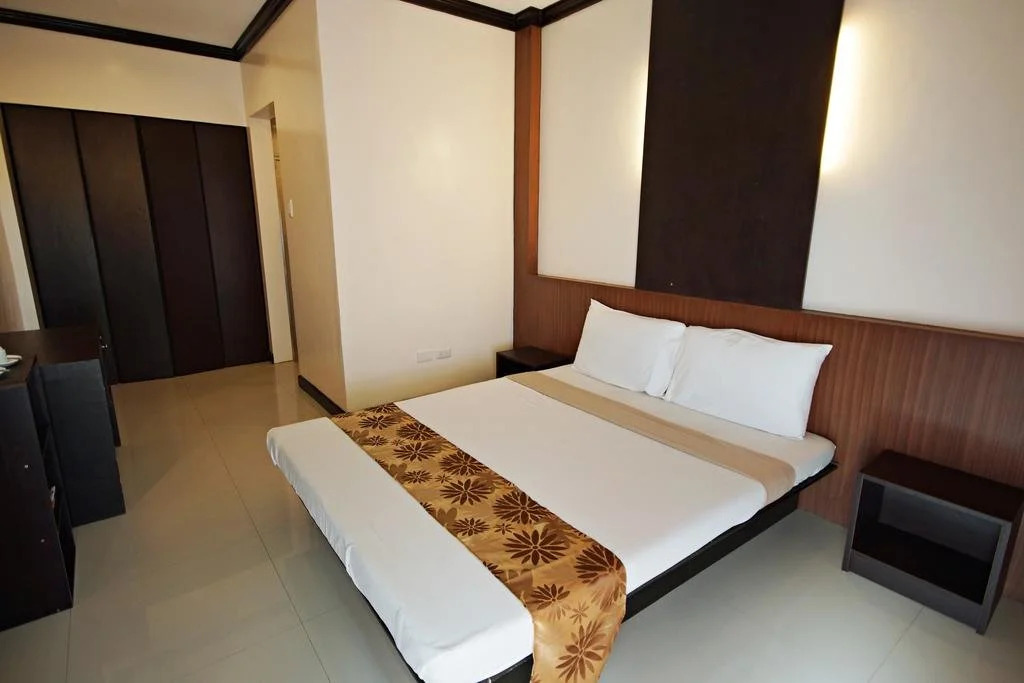 Pacific Palm Suites Davao powered by Cocotel
