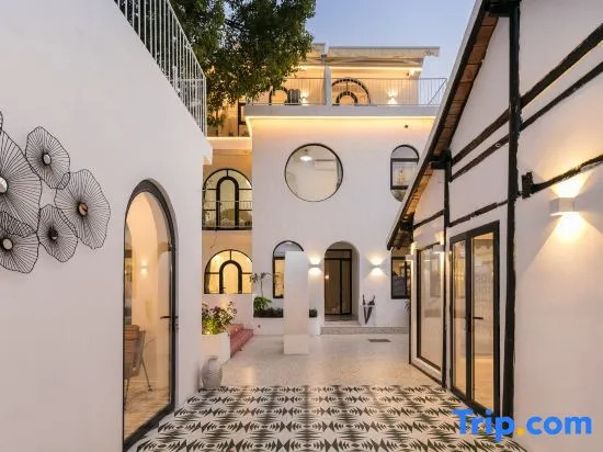 Shanghai Zuoxi Holiday Villa