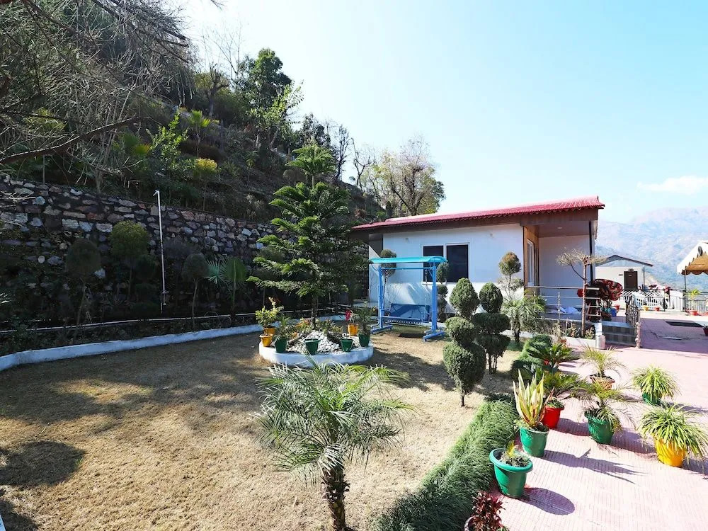 OYO 28838 Brv Resorts