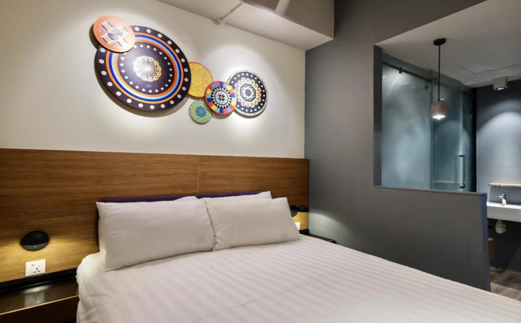 TOOJOU Kota Kinabalu - Travel Meets Social