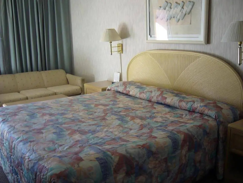 Royal Motor Inn