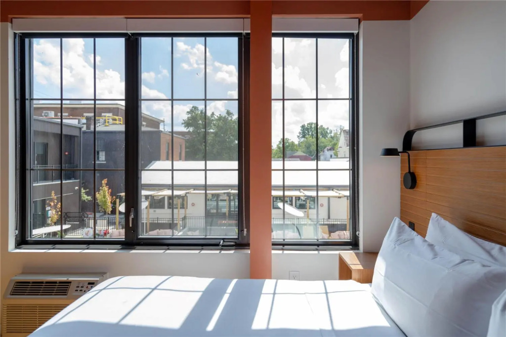 The Myriad Hotel Louisville, Tapestry Collection by Hilton