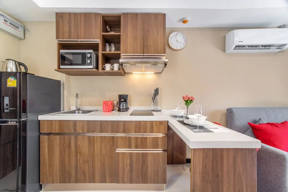 Naiharn Sea Condominium S203