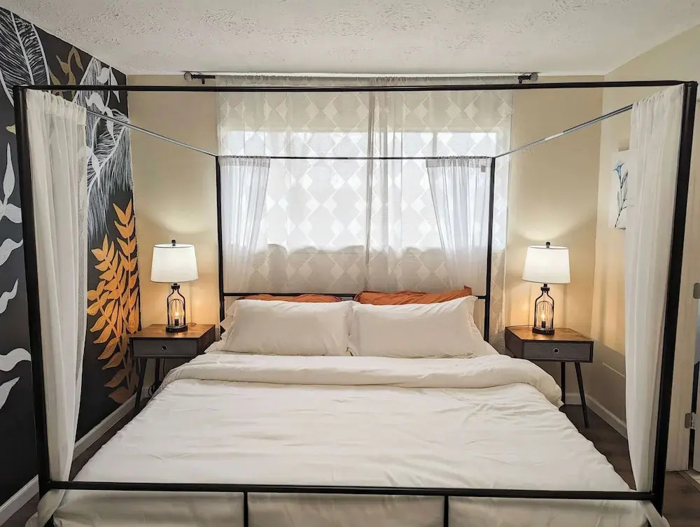 Vibrant Getaway Say Hello to the Best of Houston