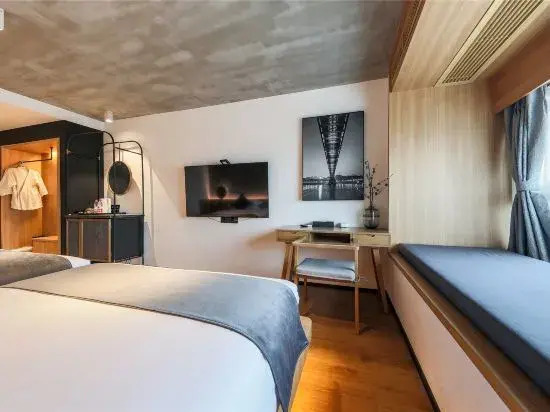 iMEET Chongqing Homestay (Guanyinqiao Pedestrian Street)