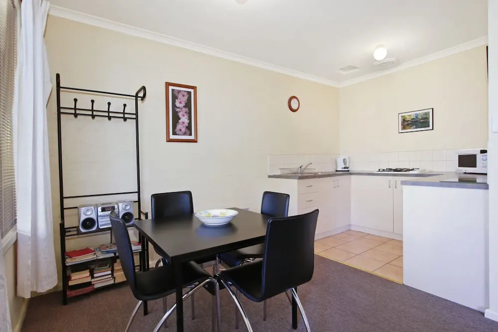 Snowstream Riverside Apartments - Unit 2