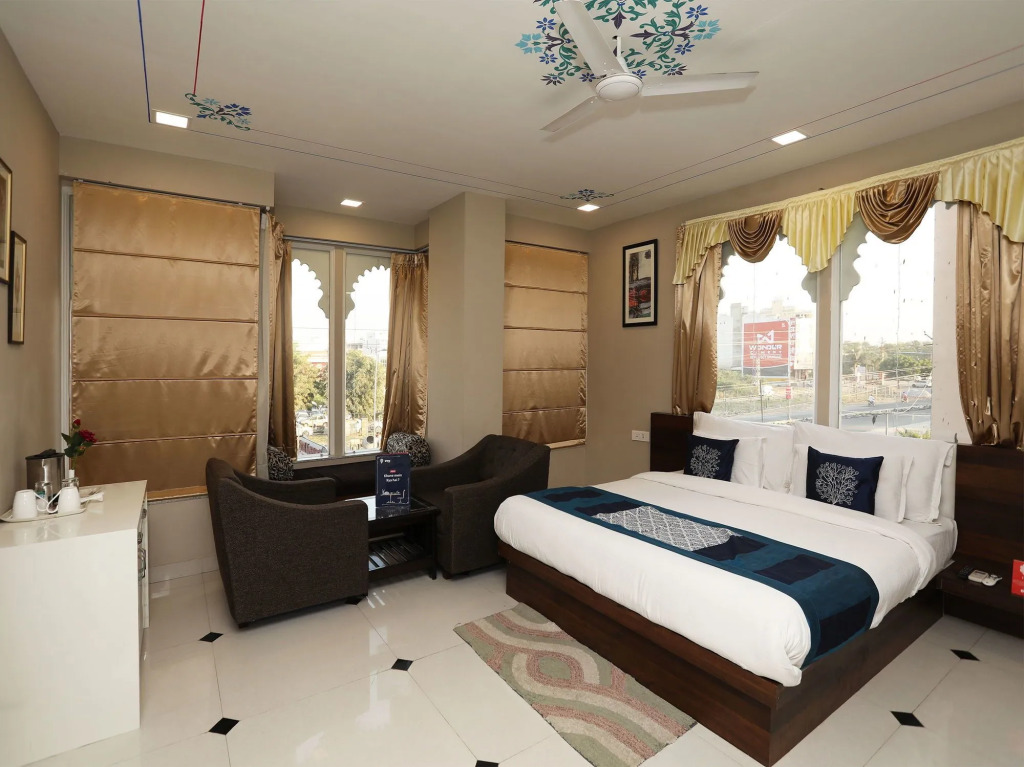Capital O 9972 Hotel Donachie